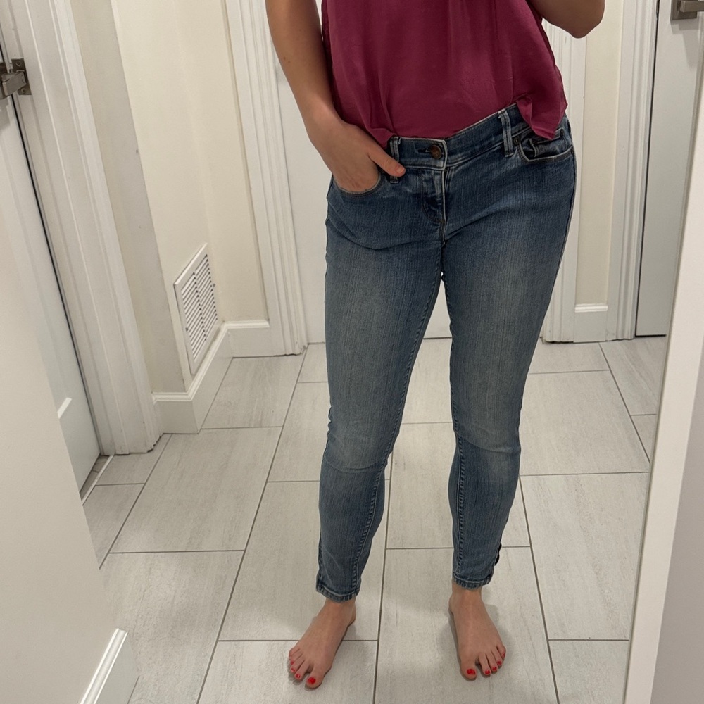 LOFT Women's Skinny Jeans in Blue